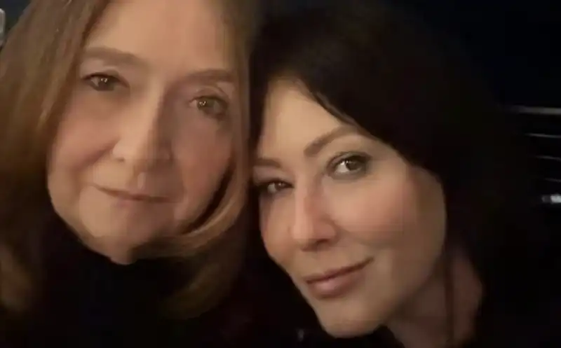 shannen doherty con la madre rose 4