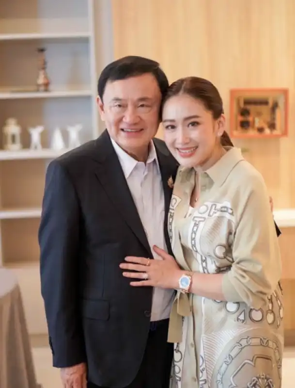 Thaksin Shinawatra e Paetongtarn Shinawatra