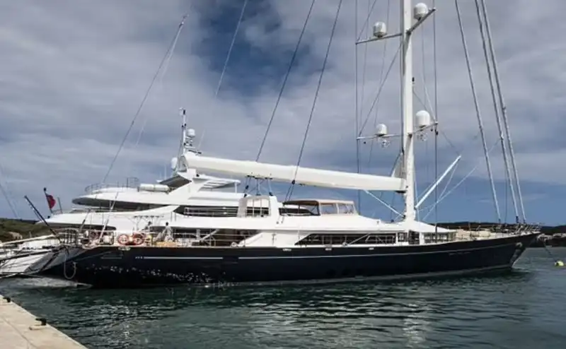  yacht bayesan  1