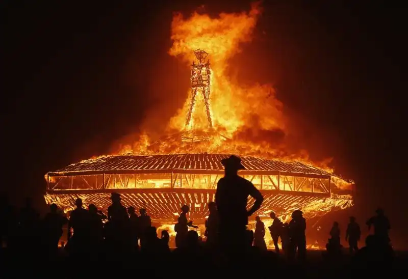 BURNING MAN 