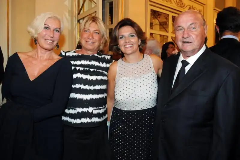 CHIARA BONI CARLOTTA BEVILACQUA FRANCESCA COLOMBO ERNESTO GISMONDI INAUGURAZIONE MITO ALLA SCALA FOTO FRANCO CORTELLINO 