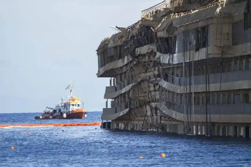 costa concordia incontro ravvicinato 