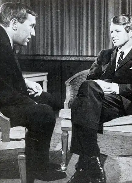 DAVID FROST CON BOB KENNEDY 