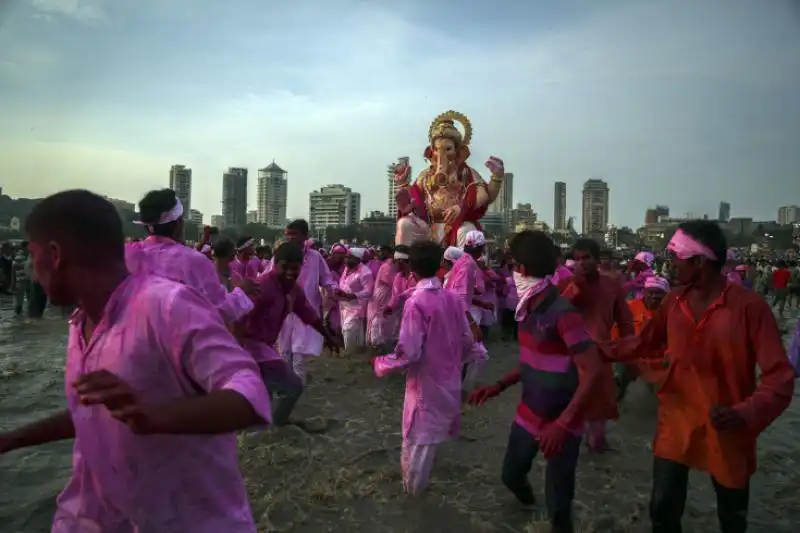 GANESH FESTIVAL IN INDIA 