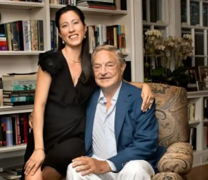 GEORGE SOROS E TAMIKO BOLTON 