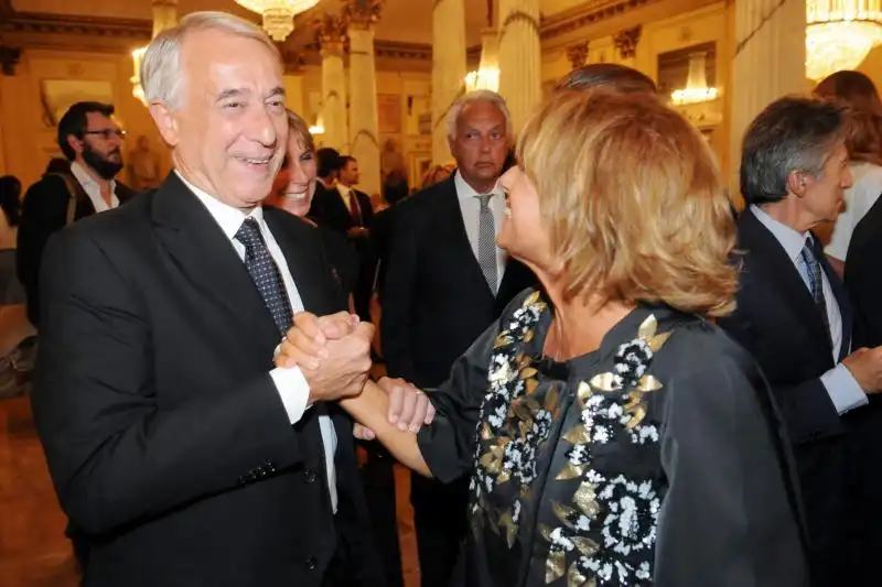 GIULIANO PISAPIA LELLA COSTA INAUGURAZIONE MITO ALLA SCALA FOTO FRANCO CORTELLINO 