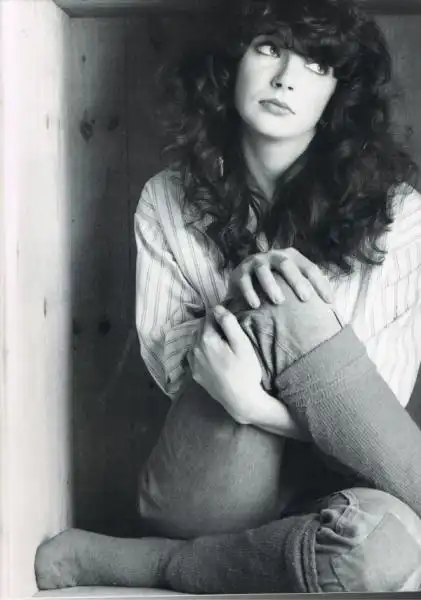 kate bush BY GERED MANKOVITZ 