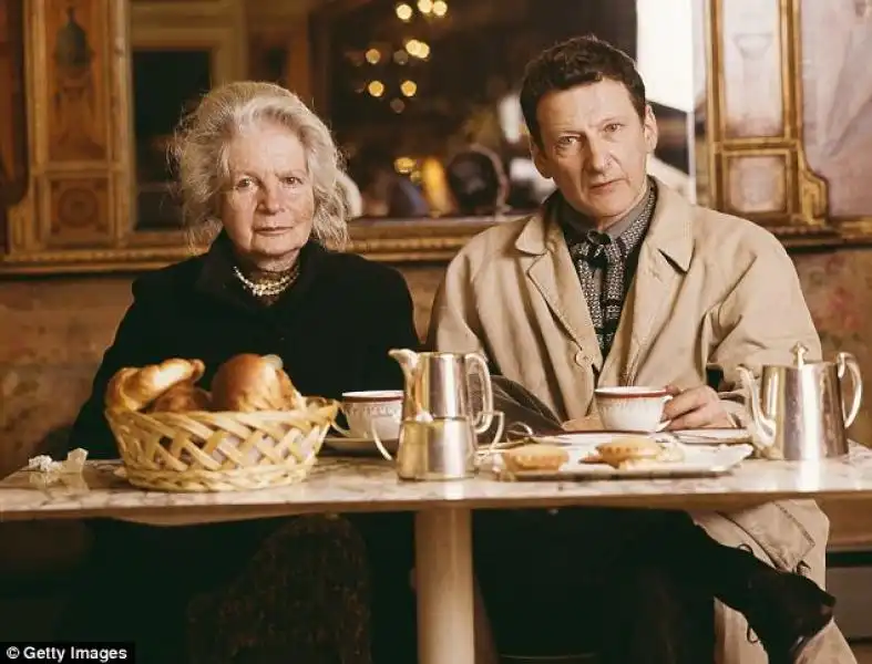 LUCIAN FREUD CON LA MADRE LUCIE 