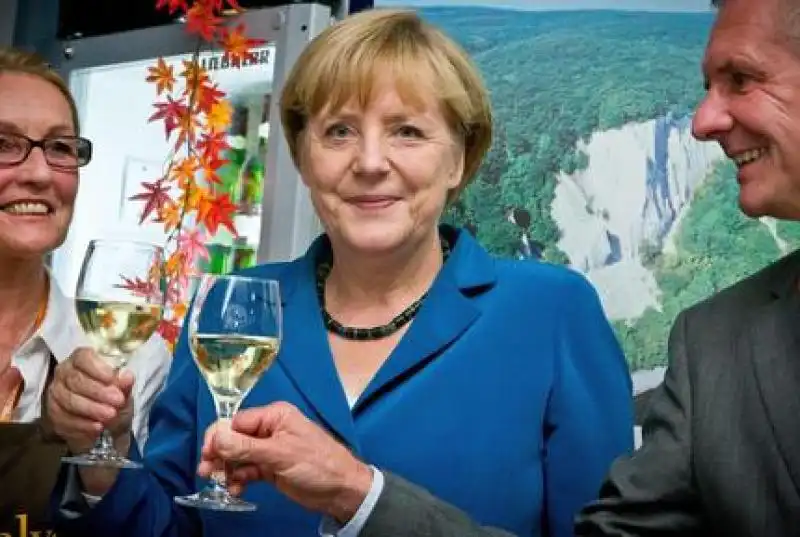 MERKEL ce b d fea f db d 