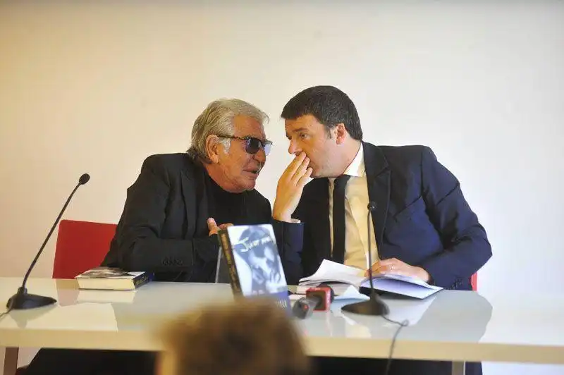 RENZI PRESENTA IL LIBRO DI CAVALLI FOTO REPUBBLICA 