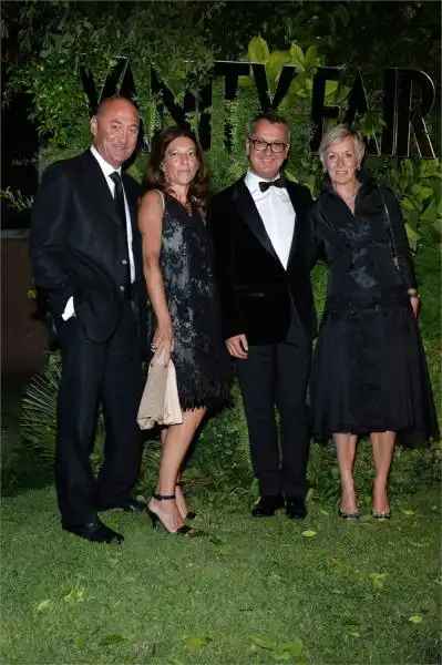 Simone Viscardi con Cristiana Pezzini Luca dini e Mariangela Bonatto PARTY VANITY FAIR 