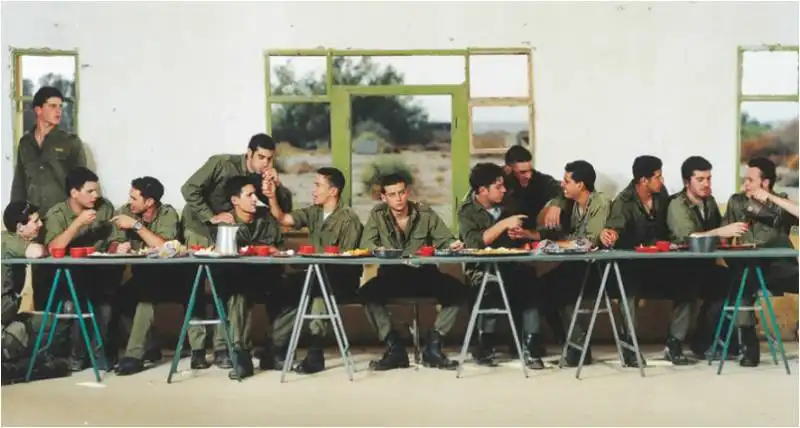 Adi Nes, Untitled (dalla serie Soldiers), 1999