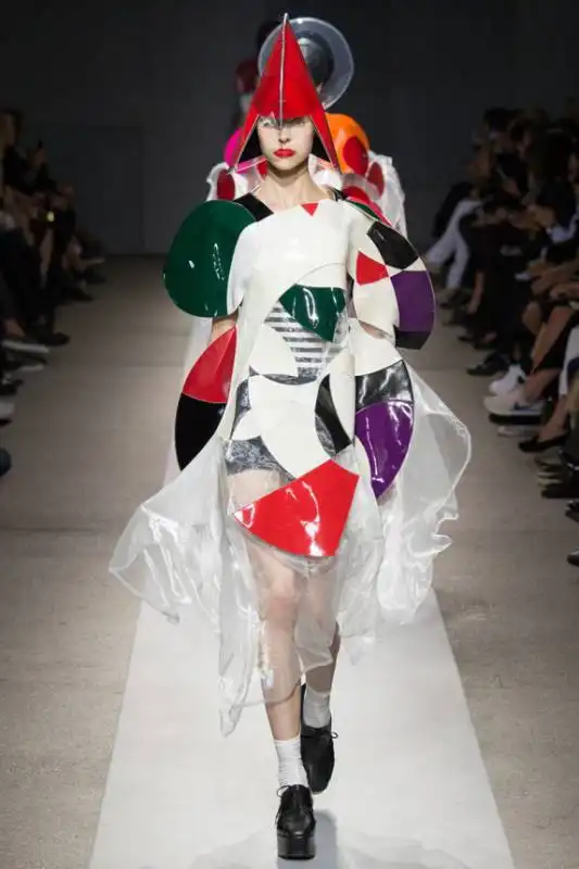 arlecchino del futuro per junya watanabe