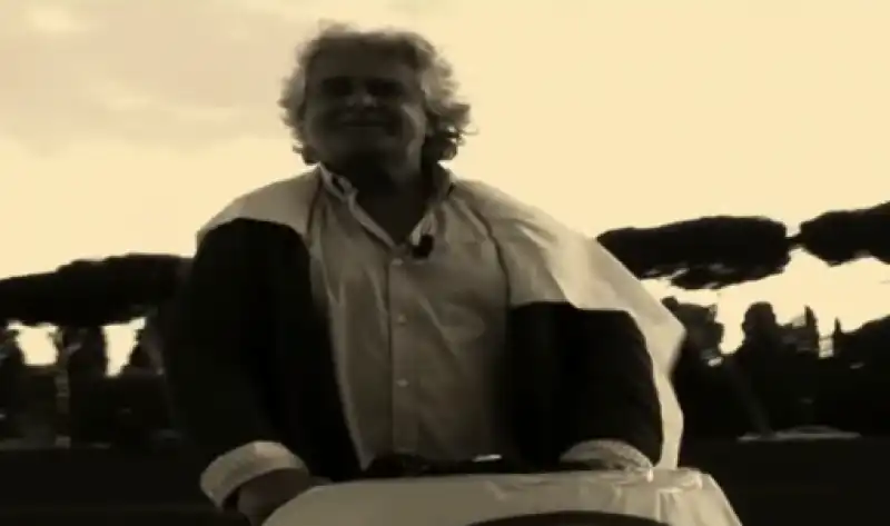 beppe grillo sulla biga al circo massimo 8