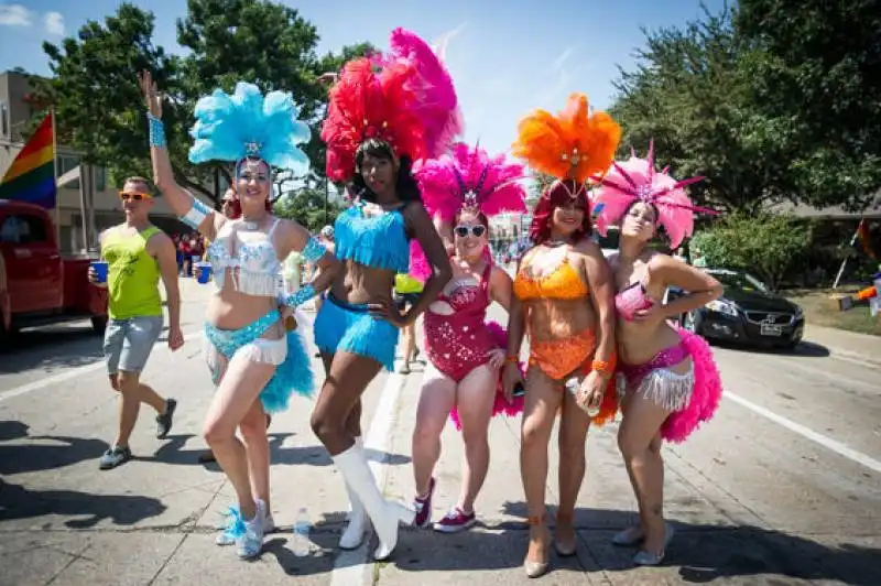 dallas pride parade   25