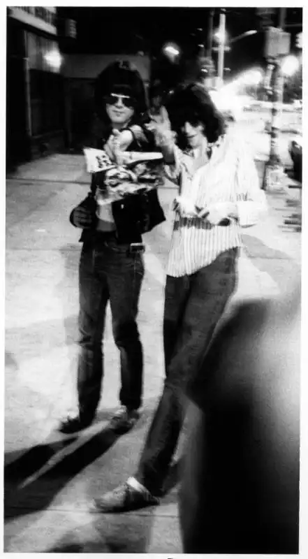 dee dee e joey of the ramones