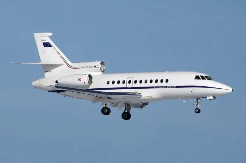 FALCON  50  AERONAUTICA  ITALIANA 