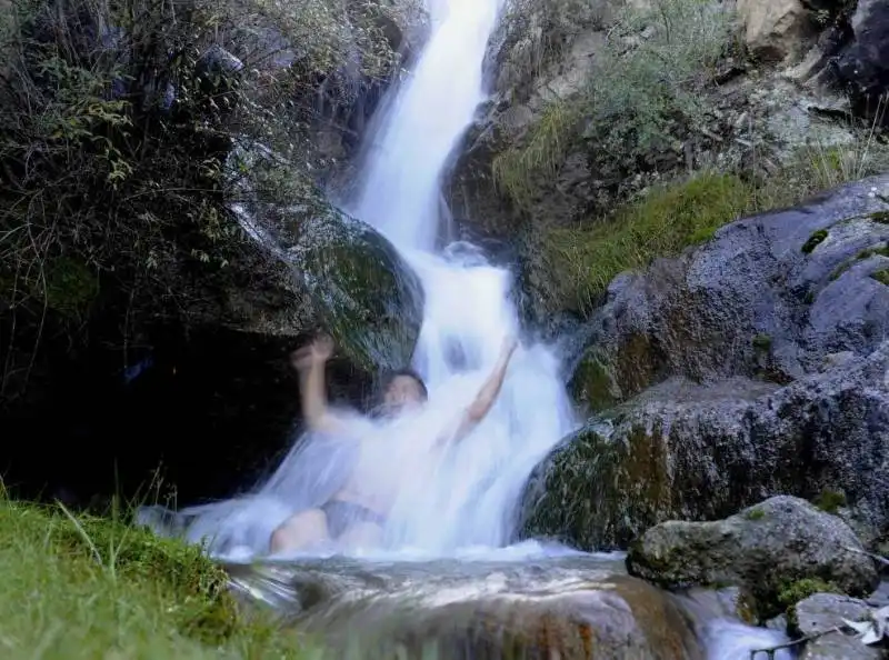 foto time 22 settembre  2014   doccia naturale in tibet   22