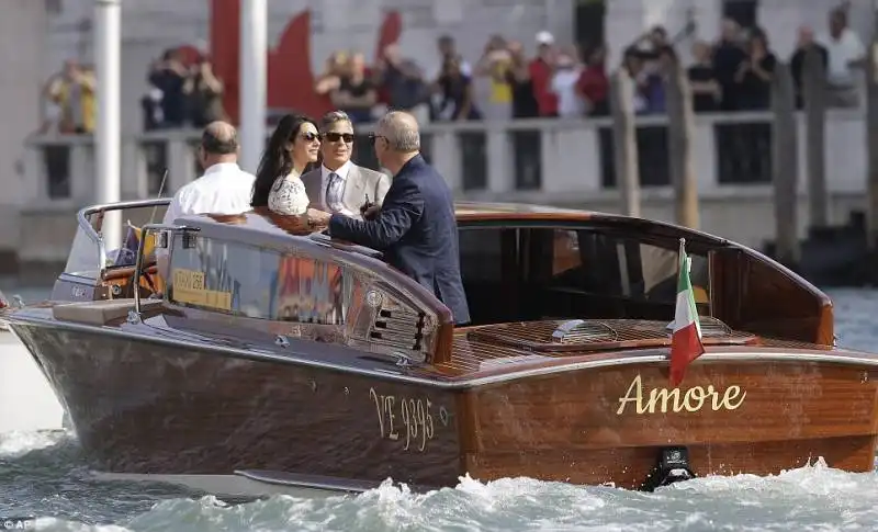 george clooney e amal   il giorno dopo 10