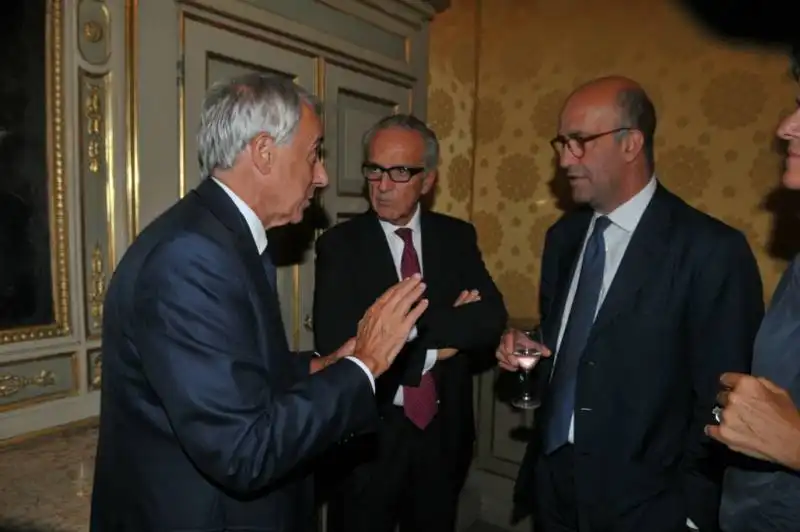 giuliano pisapia e francesco micheli foto riccardo schito