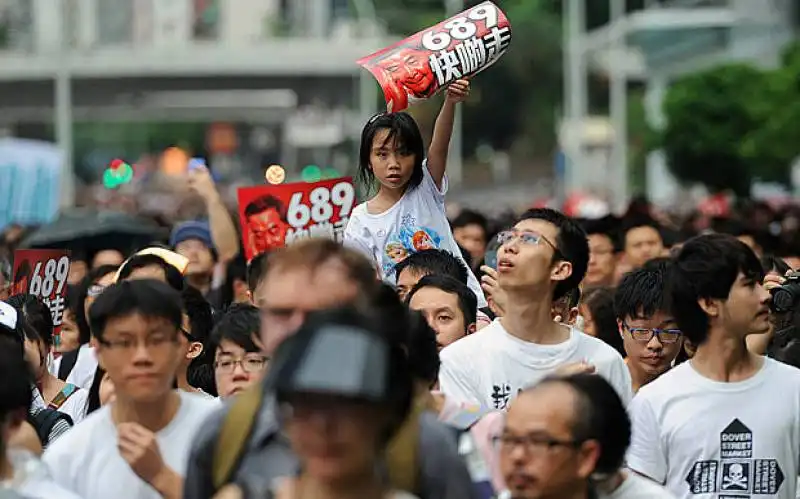 hong kong protesta contro la cina