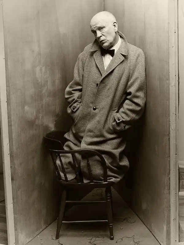 jonh malkovich interpreta irving penn : truman capote foto di sandro miller