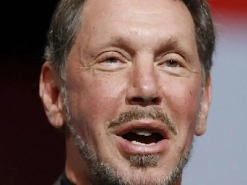 larry ellison rifatto come una bambola gonfiabile