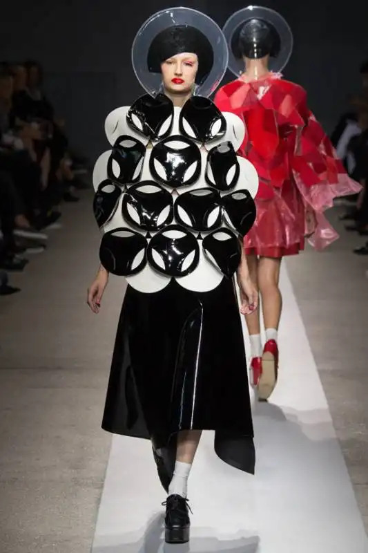 lucidi in bianco e nero per junya watanabe