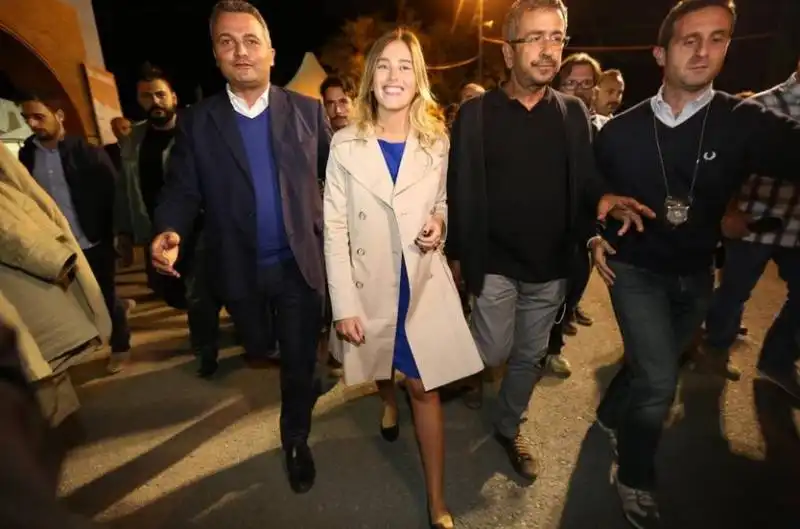 maria elena boschi 4