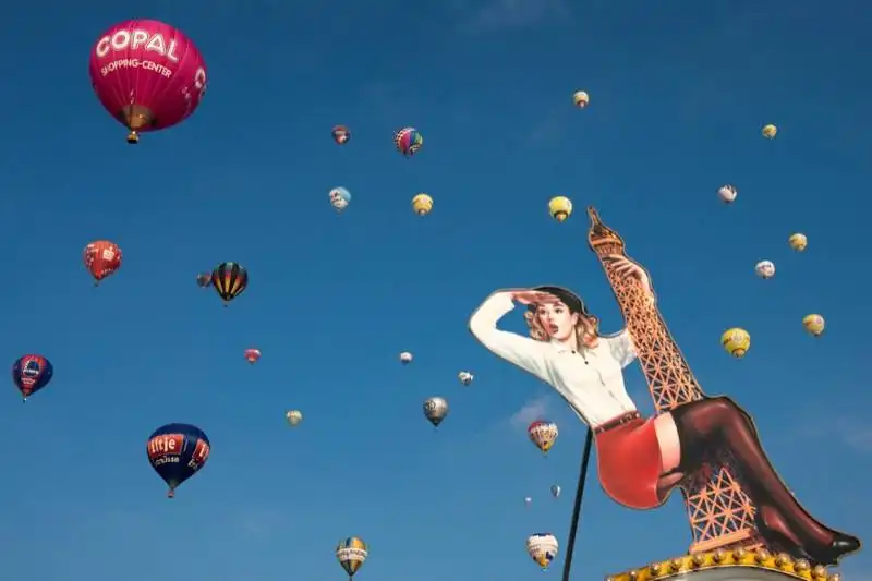 palloni al warsteiner montgolfiade balloon festival in warstein