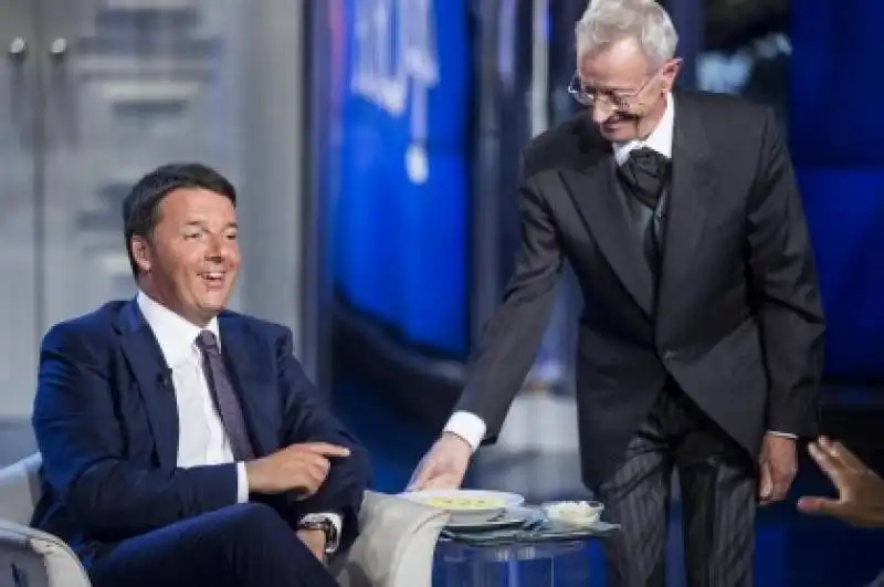 renzi porta a porta tortellini