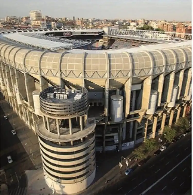 SANTIAGO BERNABEU