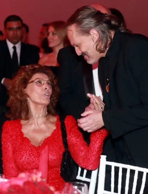 sophia loren miguel bose