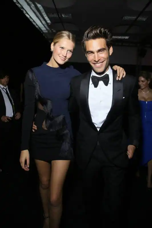 Toni Garrn and John Kortajarena 