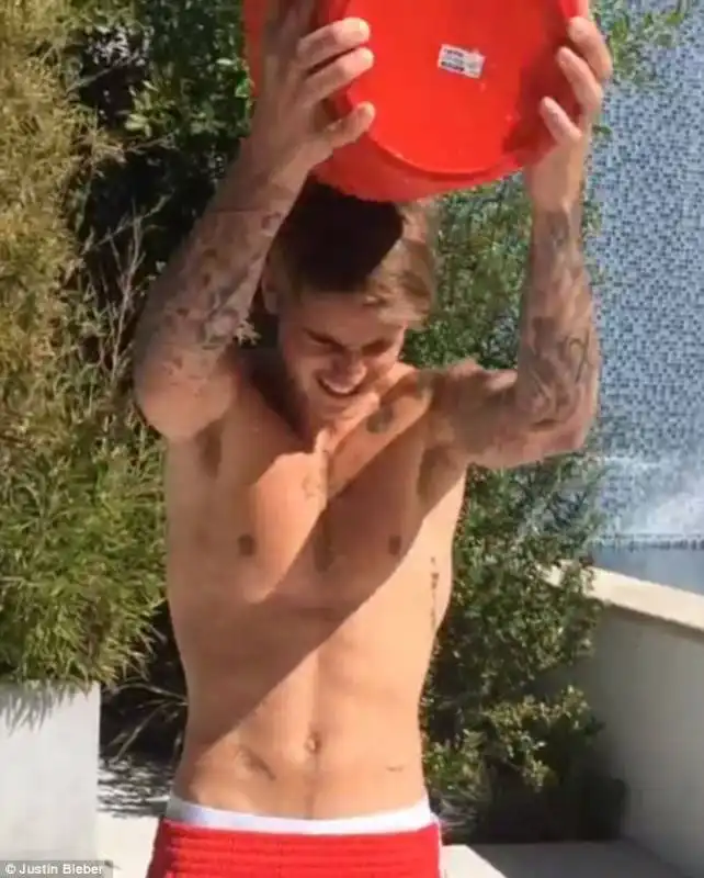 ice bucket challenge bieber