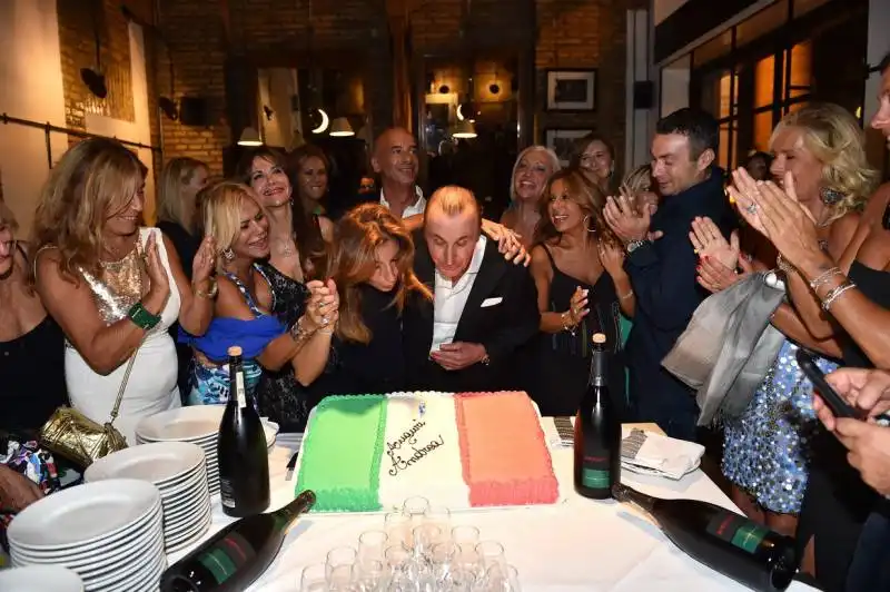 la torta per il festeggiato andrea meschini (3)