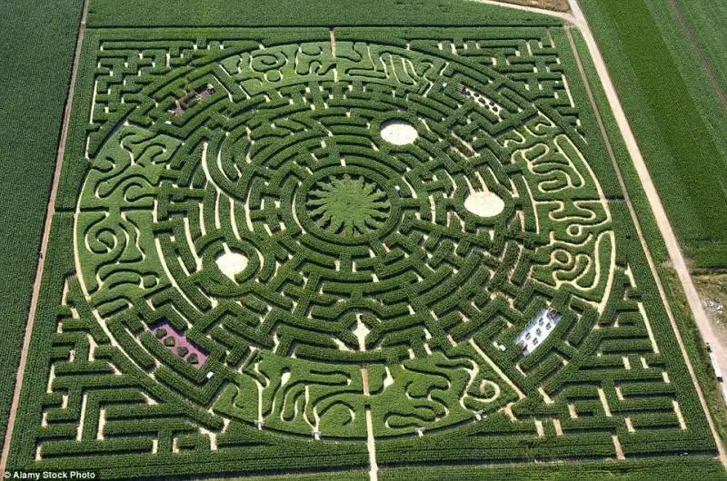 le labyrinthe des sortileges francia