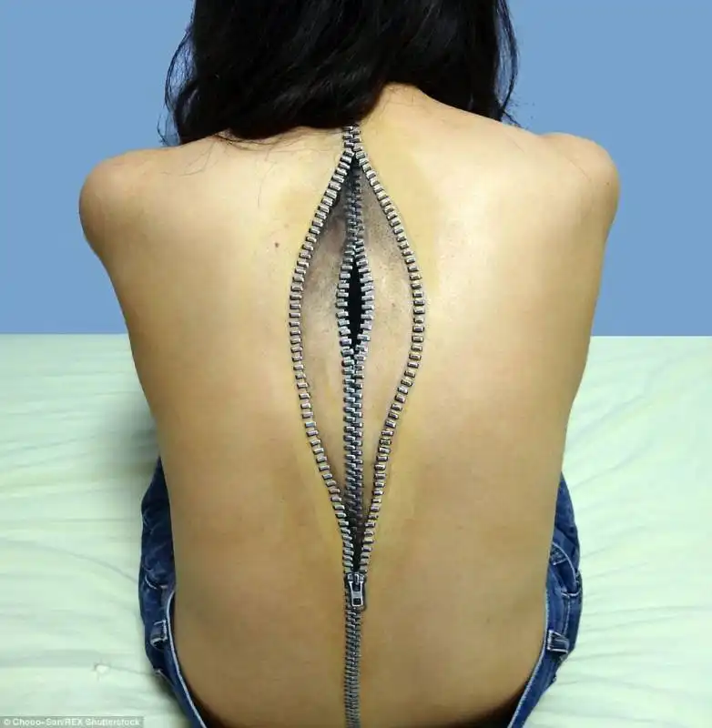 le opere di body art di chooo san  12