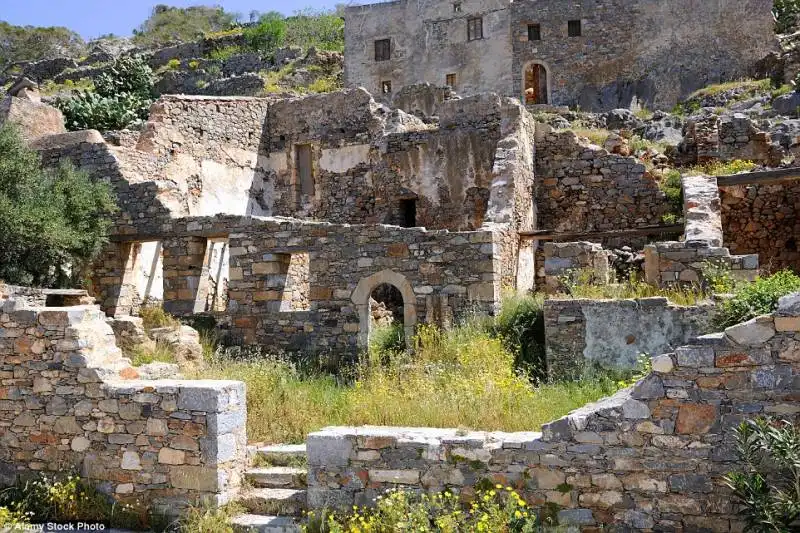 le rovine di spinalonga   grecia