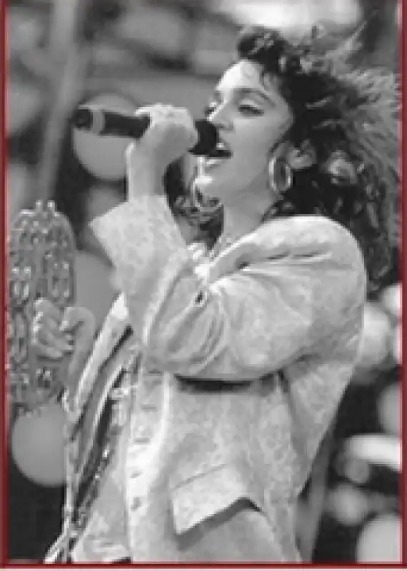 MADONNA LIVE AID