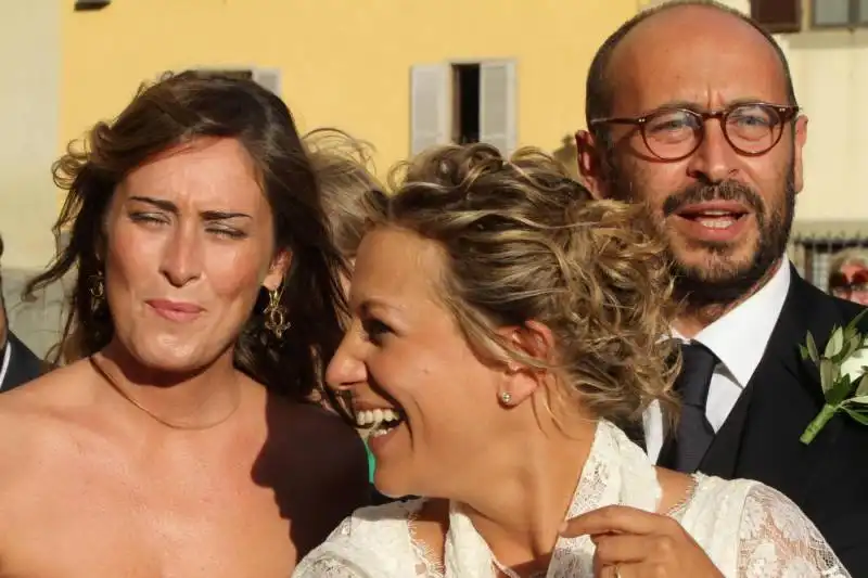 maria elena boschi cecilia carpio luca di bonaventura