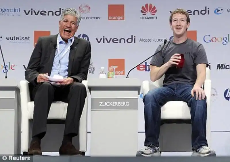 mark zuckerberg in jeans e t shirt