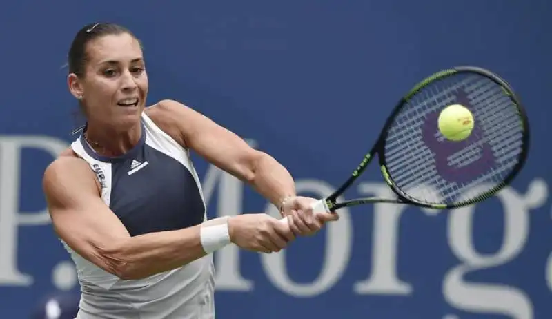 pennetta trionfa agli us open, battuta vinci in due set 03a