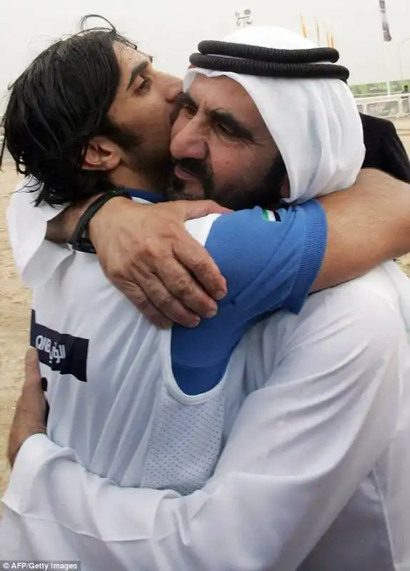 rashid fotografato nel 2006 con il padre mohammed