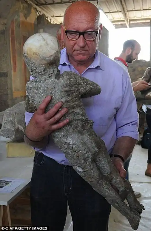 stefano vanacore   direttore laboratorio di pompei