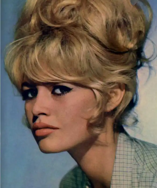 BRIGITTE BARDOT