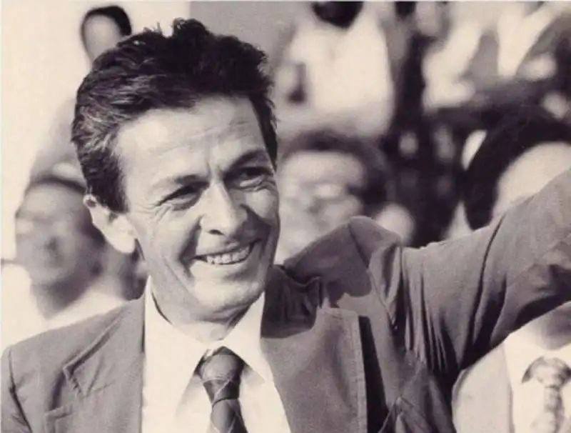 ENRICO BERLINGUER 5