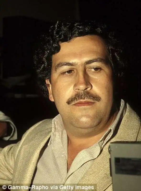 il boss della droga pablo escobar