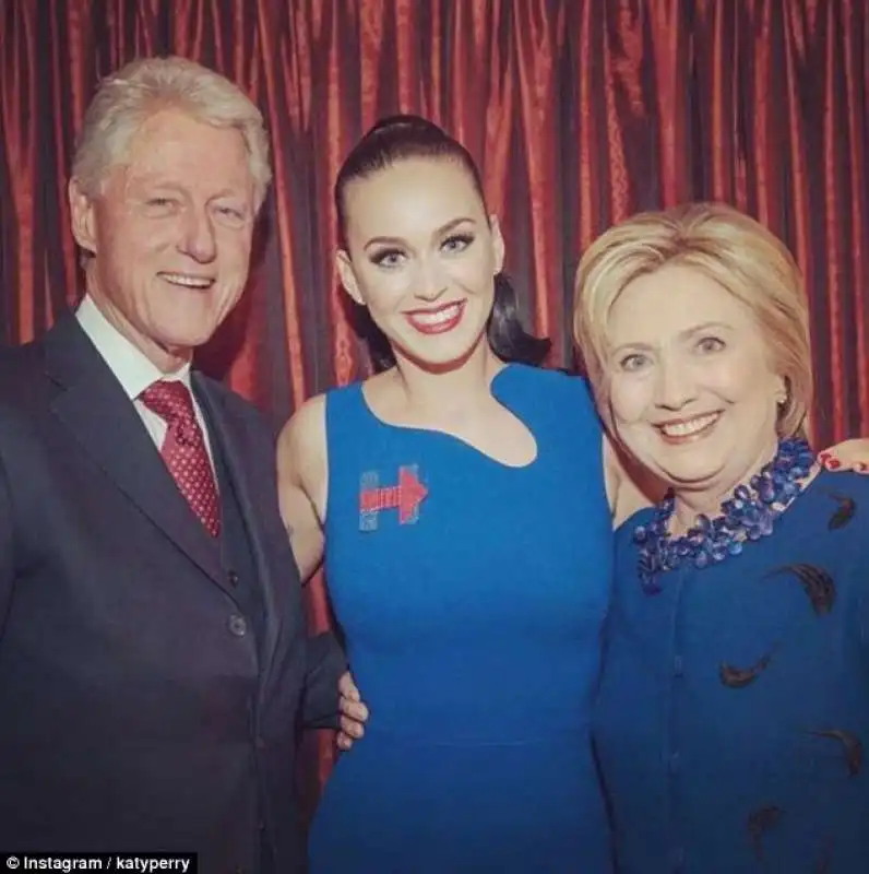 katy perry tra hillary e bill clinton