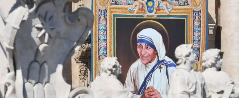 LA CANONIZZAZIONE DI MADRE TERESA